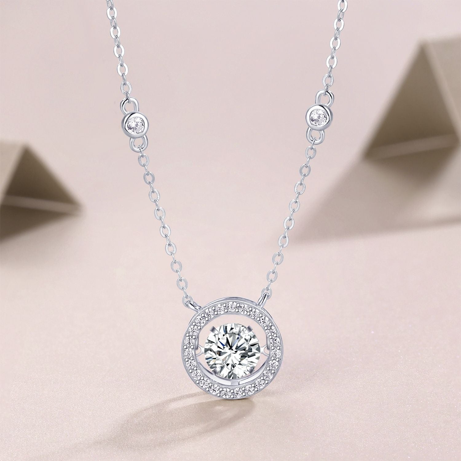 Möbius Charm Necklace - A fashionable and popular jewelry necklace
